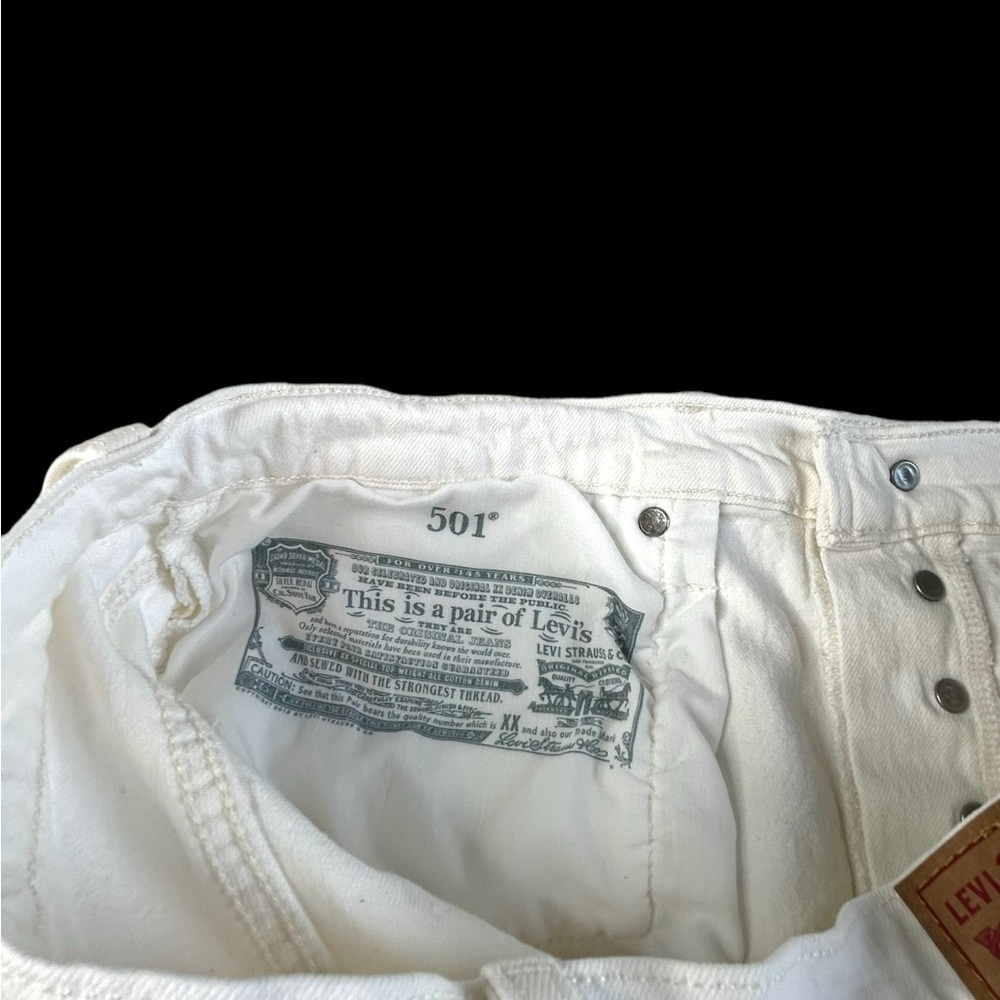 Levi's 501 High Waist Button Fly Cut Off Denim Shorts Waist 32 White Cream - Picture 10 of 16